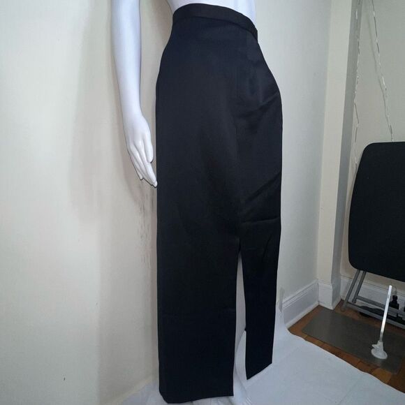 Patra Vintage Lined‎ Pencil Skirt in Black - Picture 4 of 13